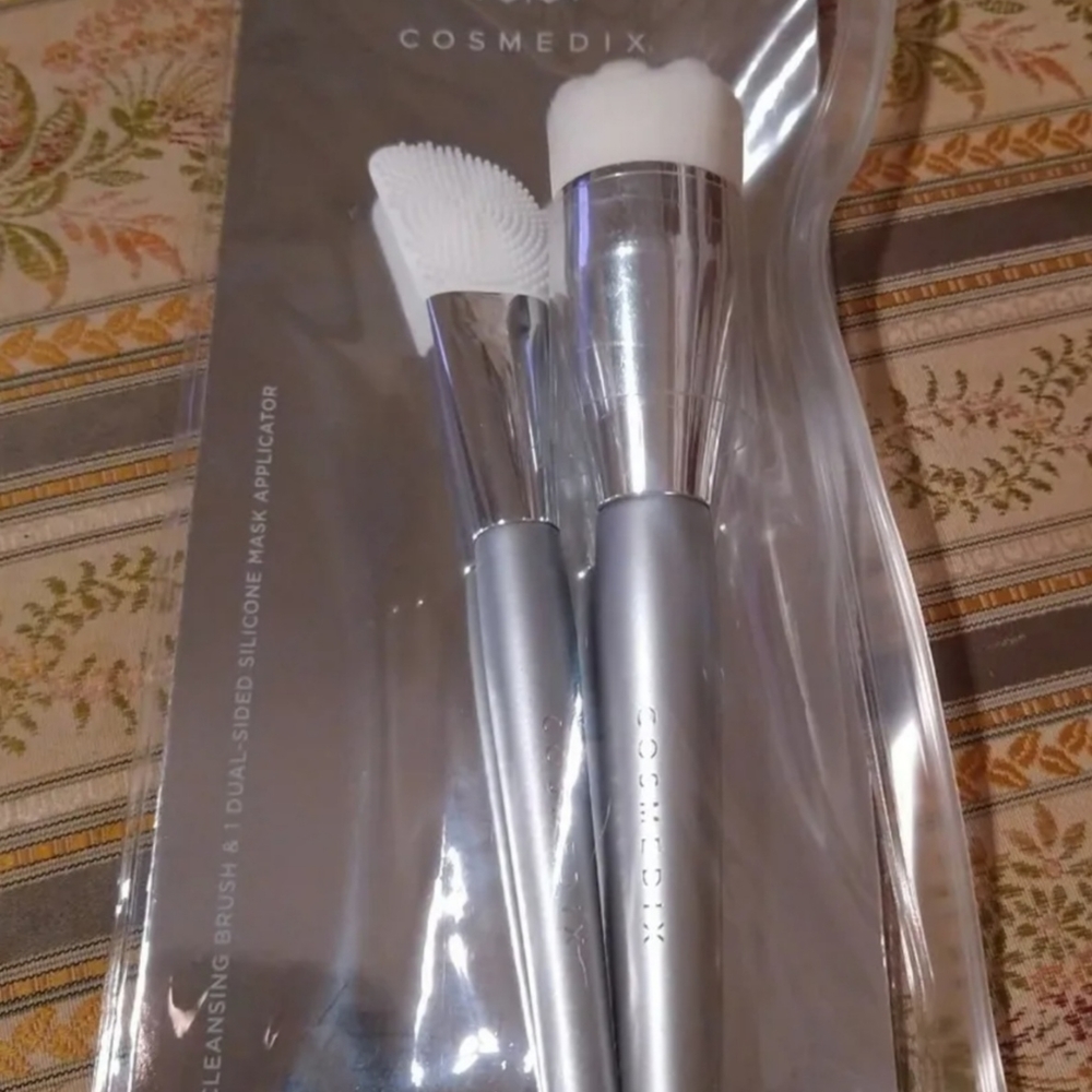 Cosmedix Skincare Brush Set Cleansing & Mask Brush 2 piece Set New